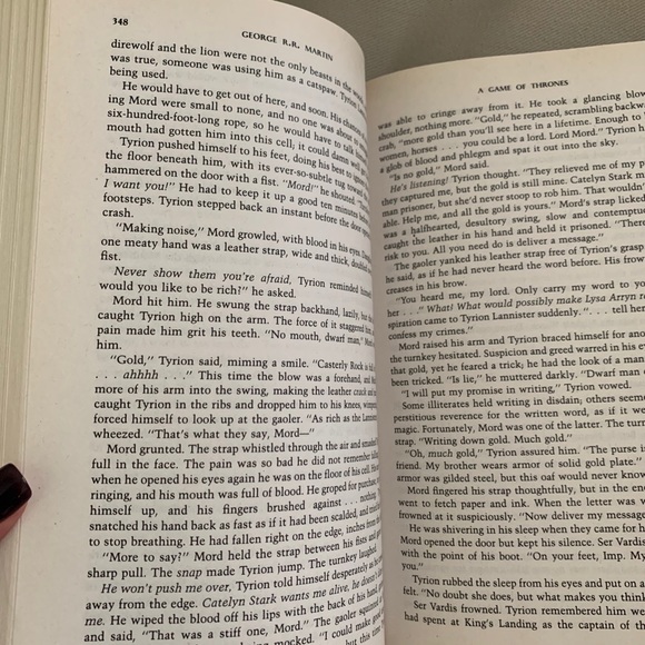 Never used or read Game of Thrones book - Picture 2 of 4